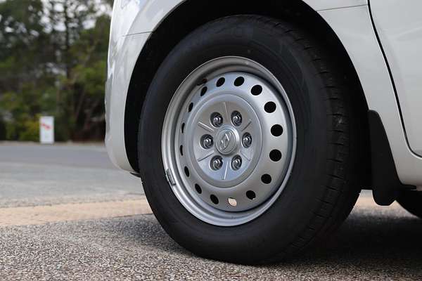 2025 Hyundai STARIA LOAD US4.V3