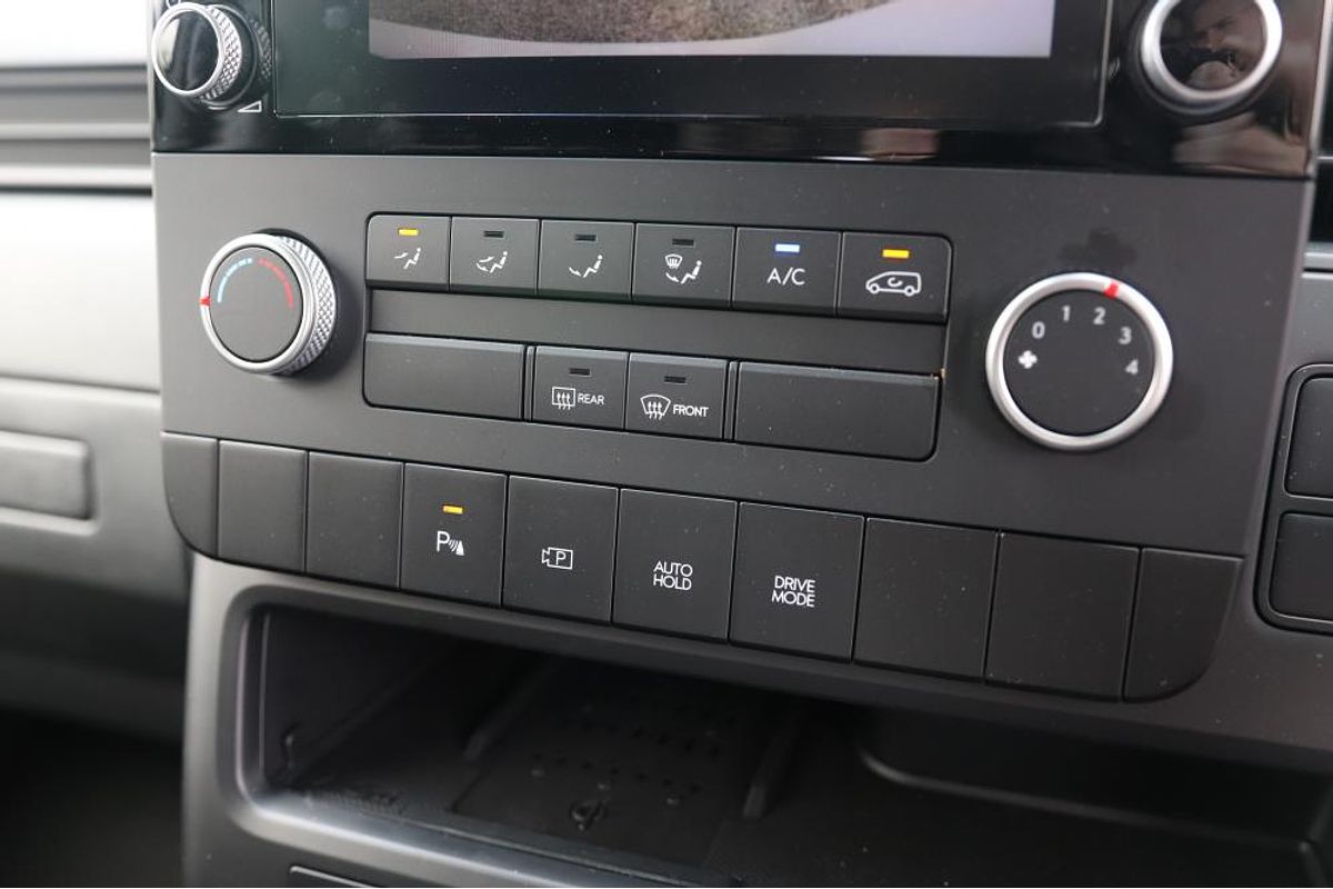 2025 Hyundai STARIA LOAD US4.V3