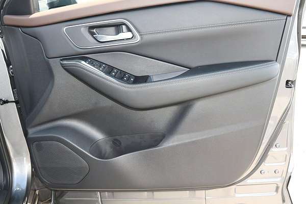 2024 Nissan X-TRAIL ST-L e-POWER T33