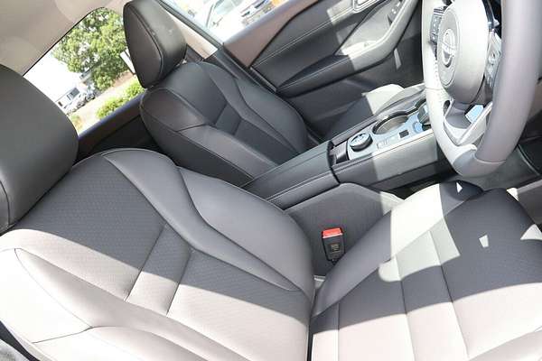 2024 Nissan X-TRAIL ST-L e-POWER T33
