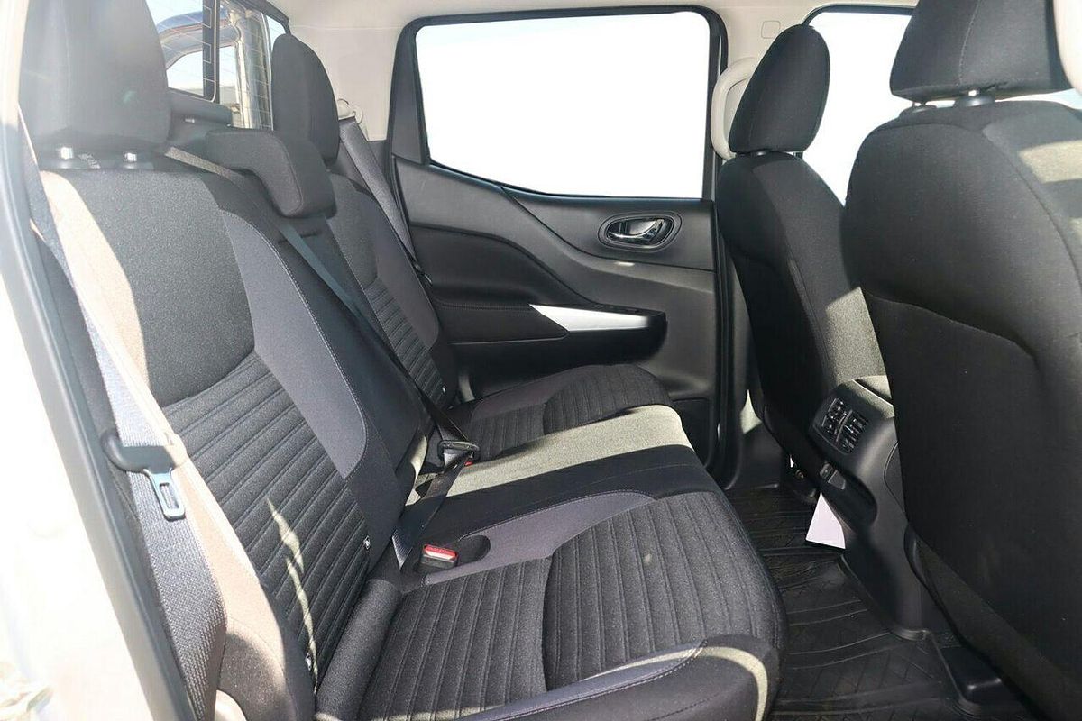 2024 Nissan Navara ST D23 4X4
