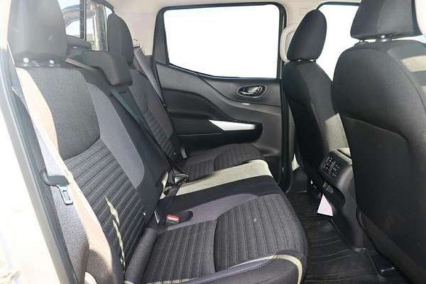 2024 Nissan Navara ST D23 4X4