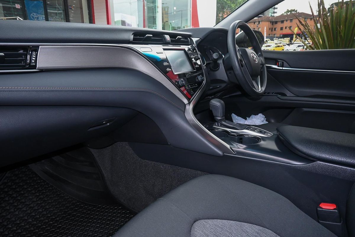 2020 Toyota Camry Ascent AXVH71R