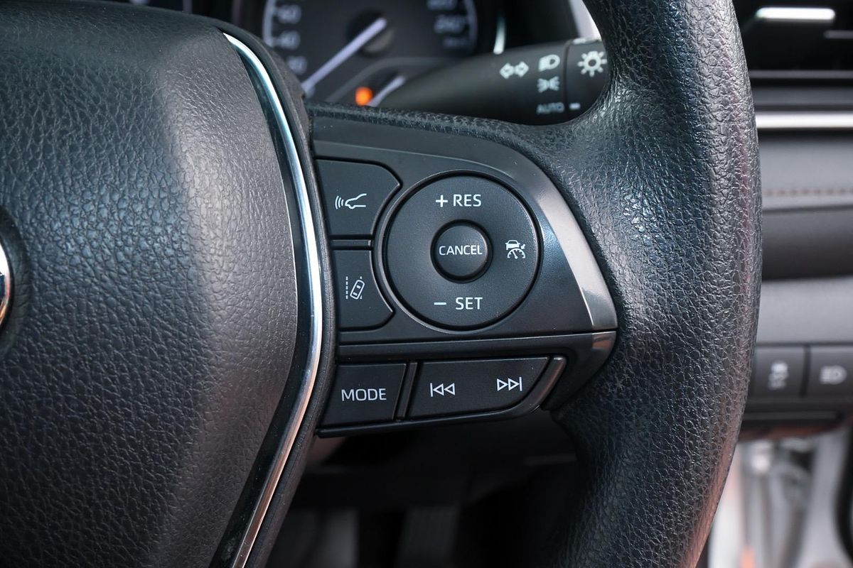 2020 Toyota Camry Ascent AXVH71R