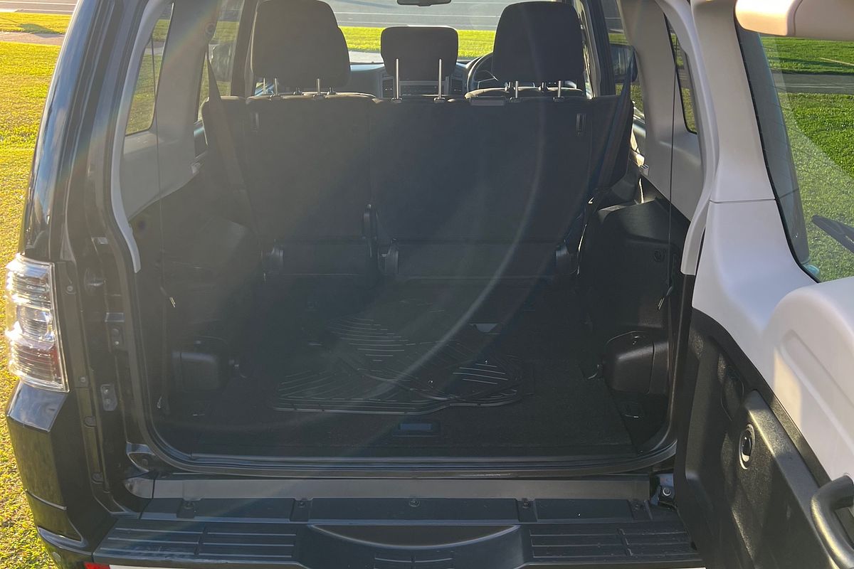 2010 Mitsubishi Pajero Platinum NT
