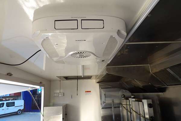 2021 Mitsubishi FUSO CANTER 515 FOOD TRUCK