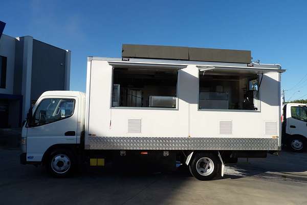 2021 Mitsubishi FUSO CANTER 515 FOOD TRUCK