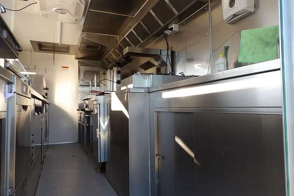 2021 Mitsubishi FUSO CANTER 515 FOOD TRUCK