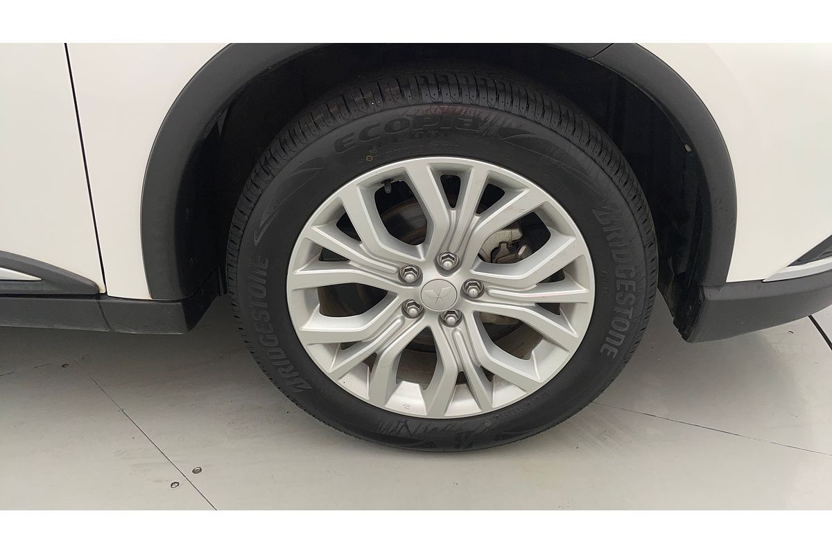 2020 Mitsubishi Outlander ES ZL