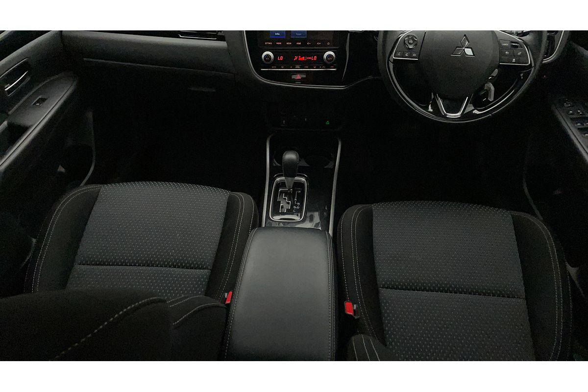 2020 Mitsubishi Outlander ES ZL