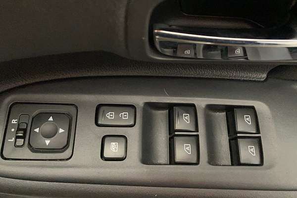 2020 Mitsubishi Outlander ES ZL