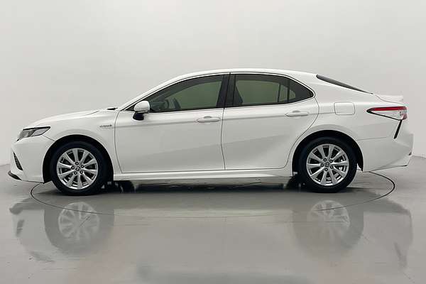 2020 Toyota Camry Ascent Sport AXVH70R