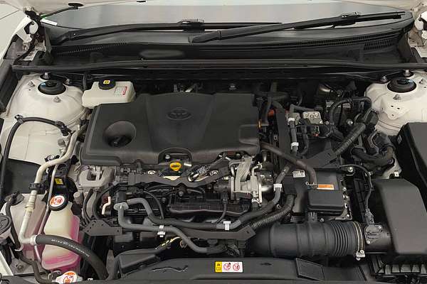 2020 Toyota Camry Ascent Sport AXVH70R
