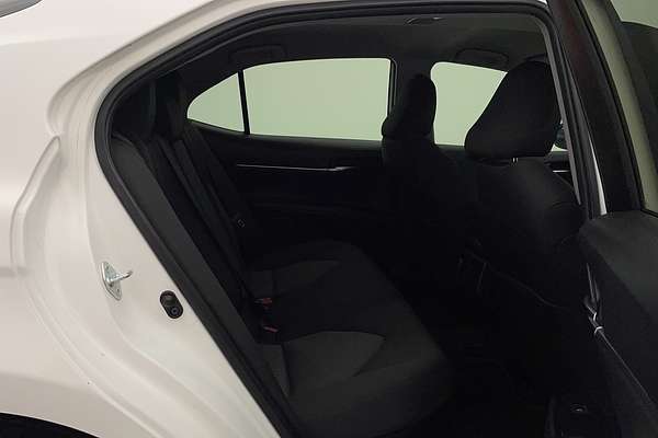 2020 Toyota Camry Ascent Sport AXVH70R