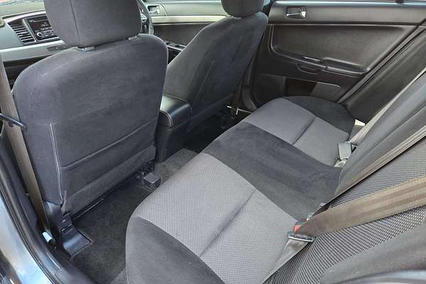 2015 Mitsubishi Lancer ES Sport CJ