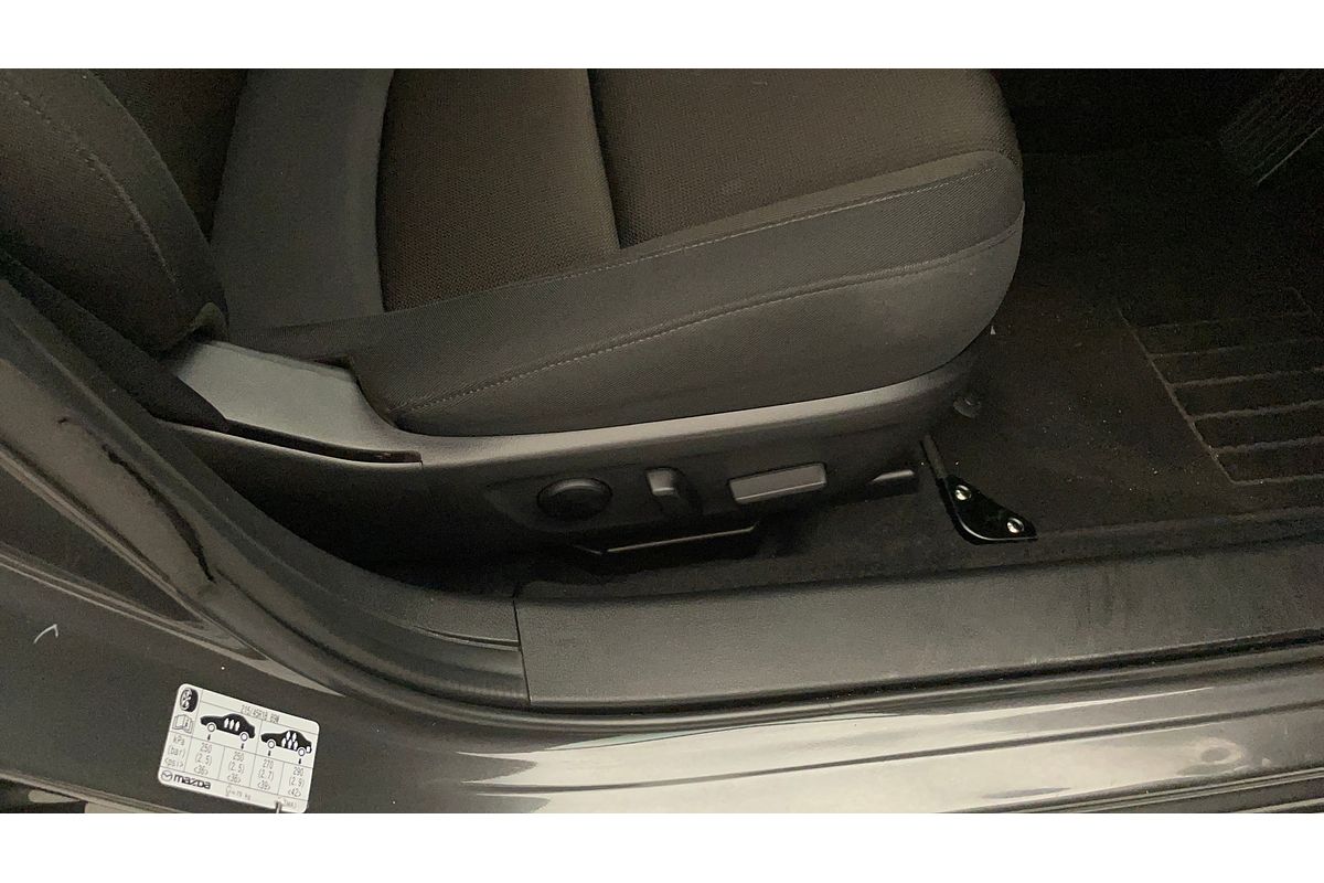2023 Mazda 3 G20e Evolve M Hybrid BP Series