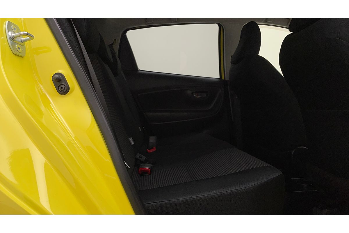 2015 Toyota Yaris SX NCP131R