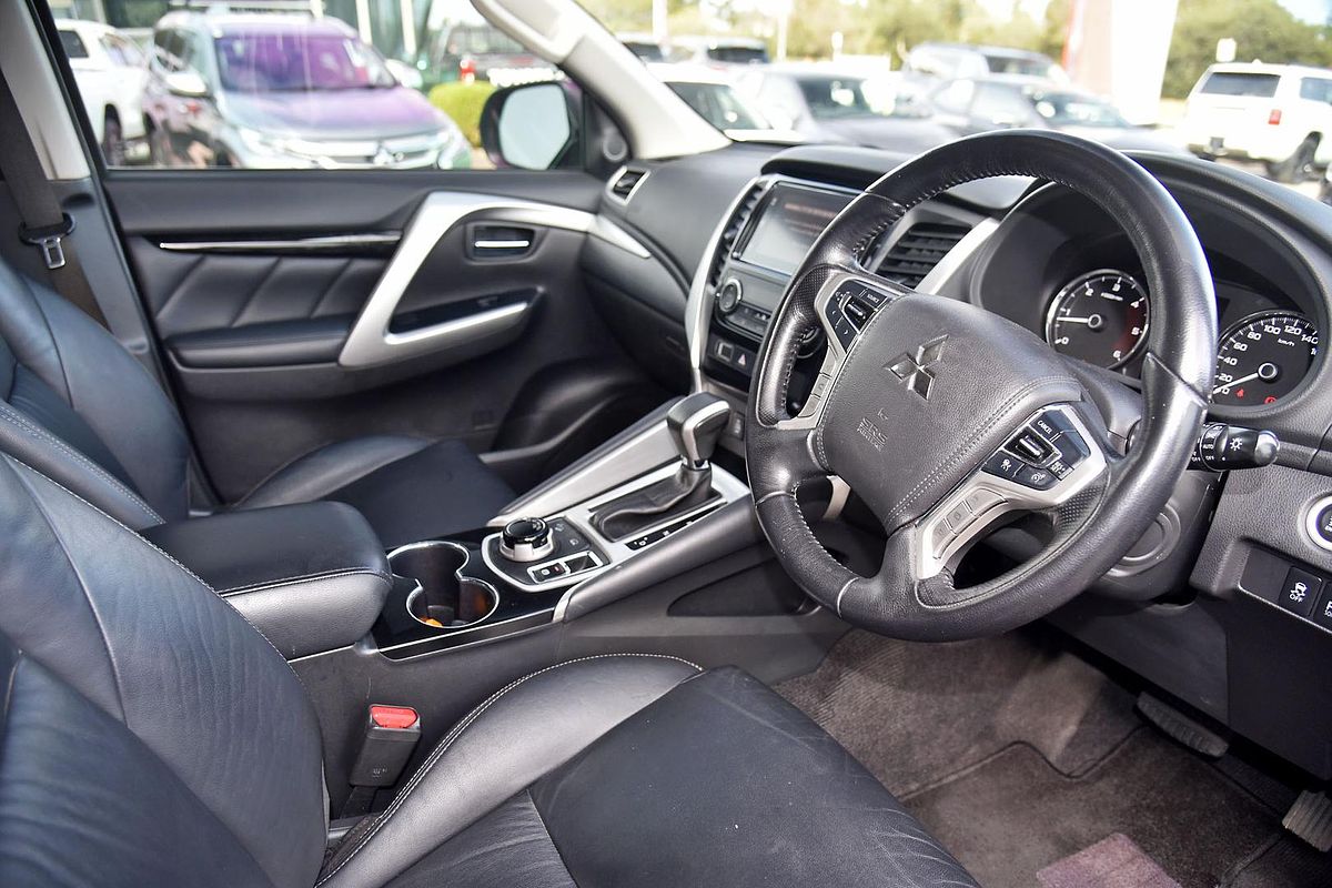 2018 Mitsubishi Pajero Sport GLS QE