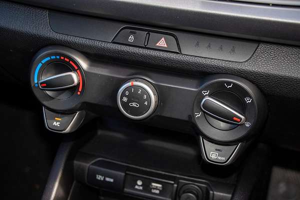 2016 Kia Rio S YB