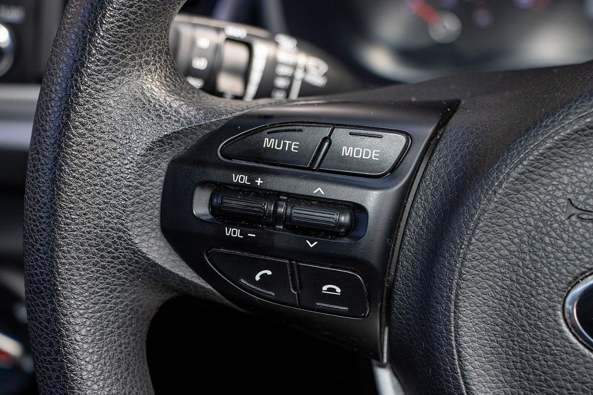 2016 Kia Rio S YB