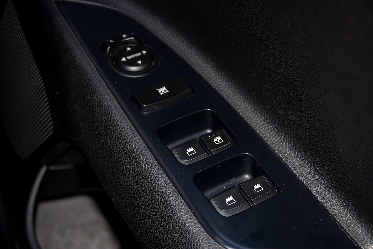 2016 Kia Rio S YB