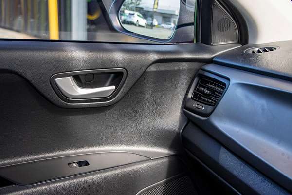 2016 Kia Rio S YB