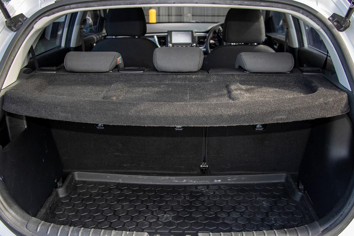 2016 Kia Rio S YB