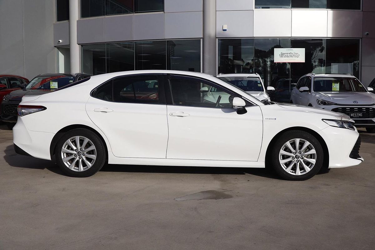 2018 Toyota Camry Ascent AXVH71R
