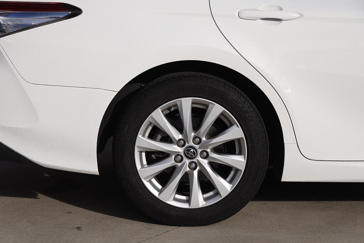 2018 Toyota Camry Ascent AXVH71R