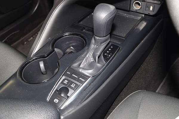 2018 Toyota Camry Ascent AXVH71R