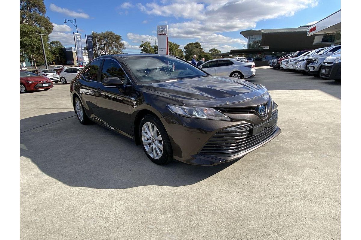 2020 Toyota Camry Ascent AXVH70R