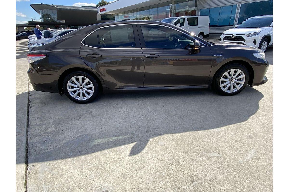 2020 Toyota Camry Ascent AXVH70R