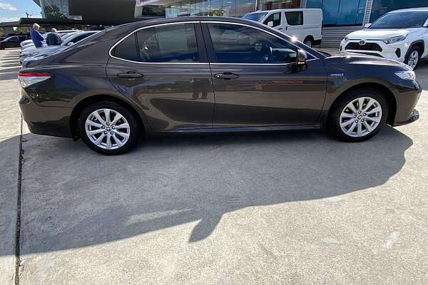 2020 Toyota Camry Ascent AXVH70R