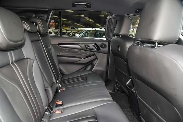 2025 Isuzu MU-X LS-T