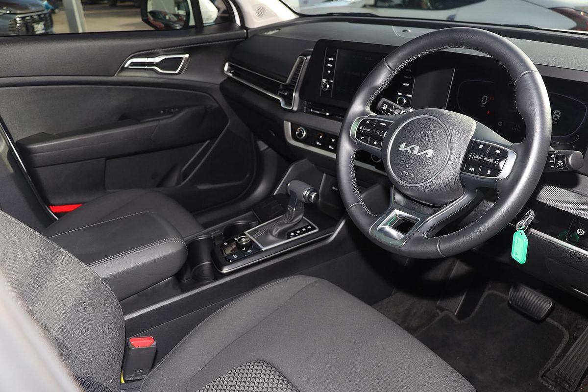 2024 Kia Sportage S NQ5