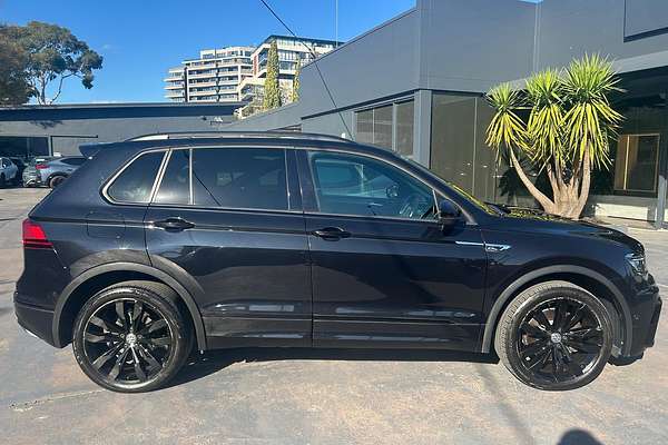 2018 Volkswagen Tiguan Wolfsburg Edition 5N