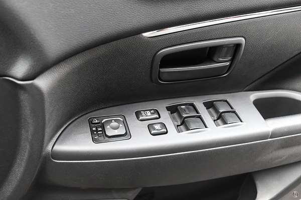 2024 Mitsubishi ASX GS XD