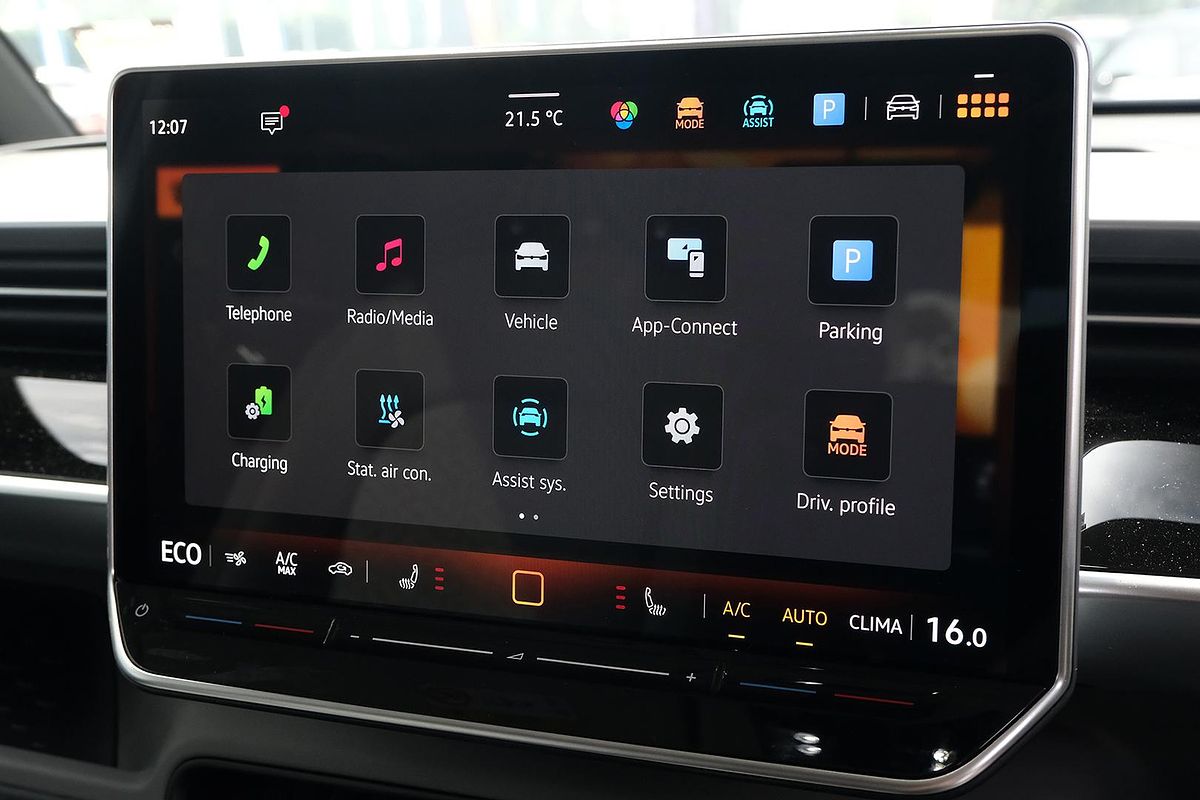 2024 Volkswagen ID. Buzz Pro BEV560 EB LWB