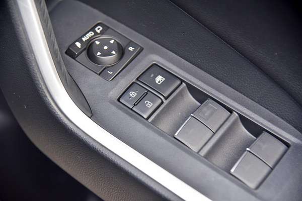 2022 Toyota RAV4 Cruiser AXAH54R
