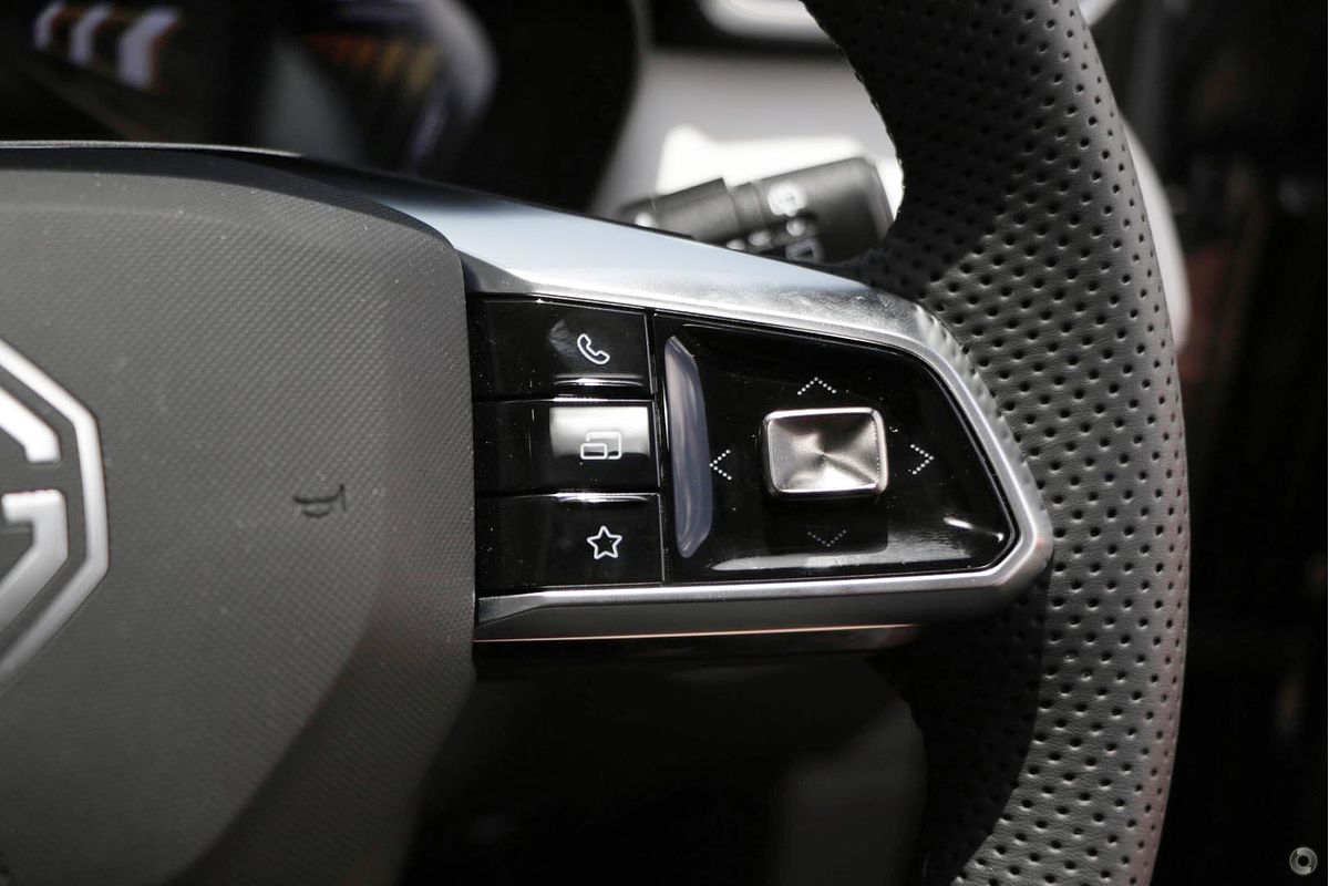 2024 MG ZS Essence Hybrid+ ZS32