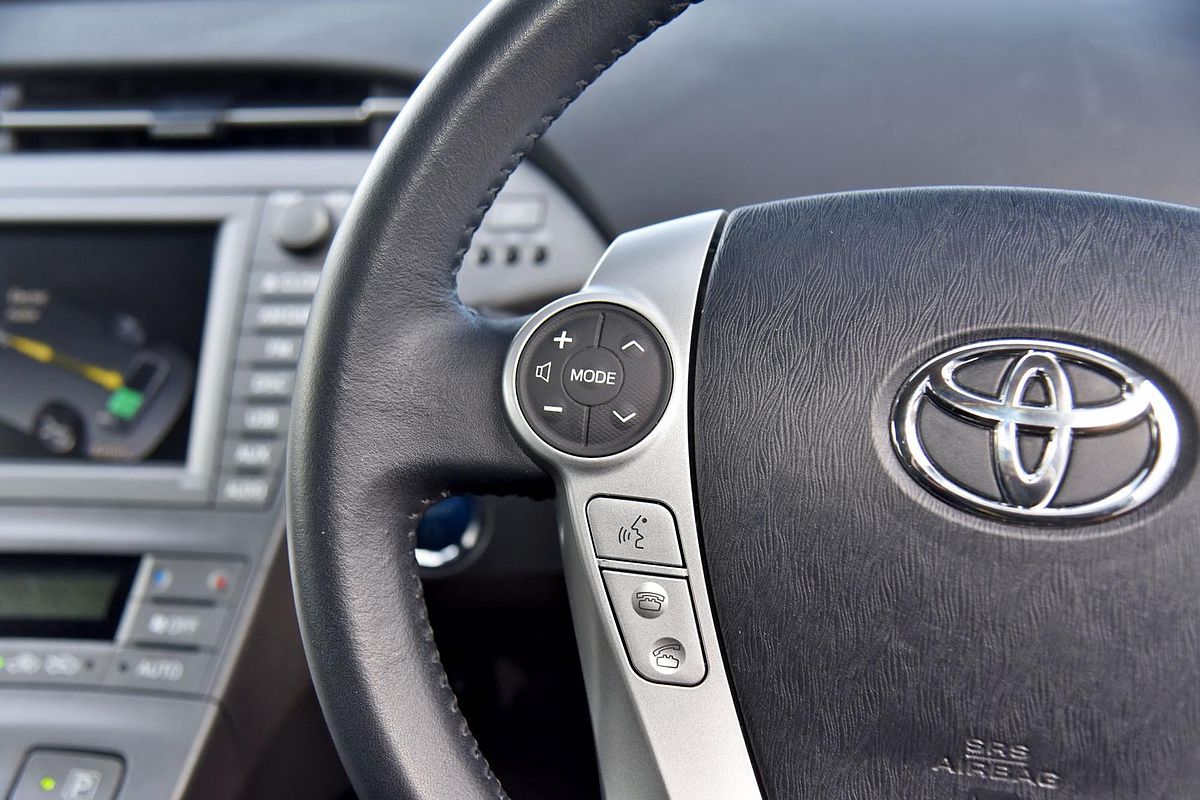 2014 Toyota Prius i-Tech ZVW30R