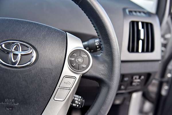 2014 Toyota Prius i-Tech ZVW30R