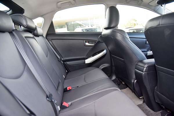 2014 Toyota Prius i-Tech ZVW30R