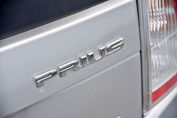 2014 Toyota Prius i-Tech ZVW30R