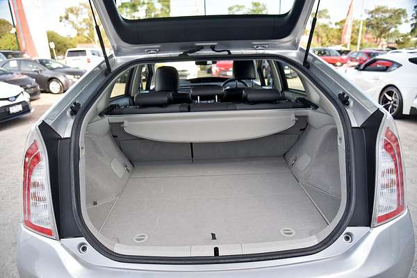 2014 Toyota Prius i-Tech ZVW30R
