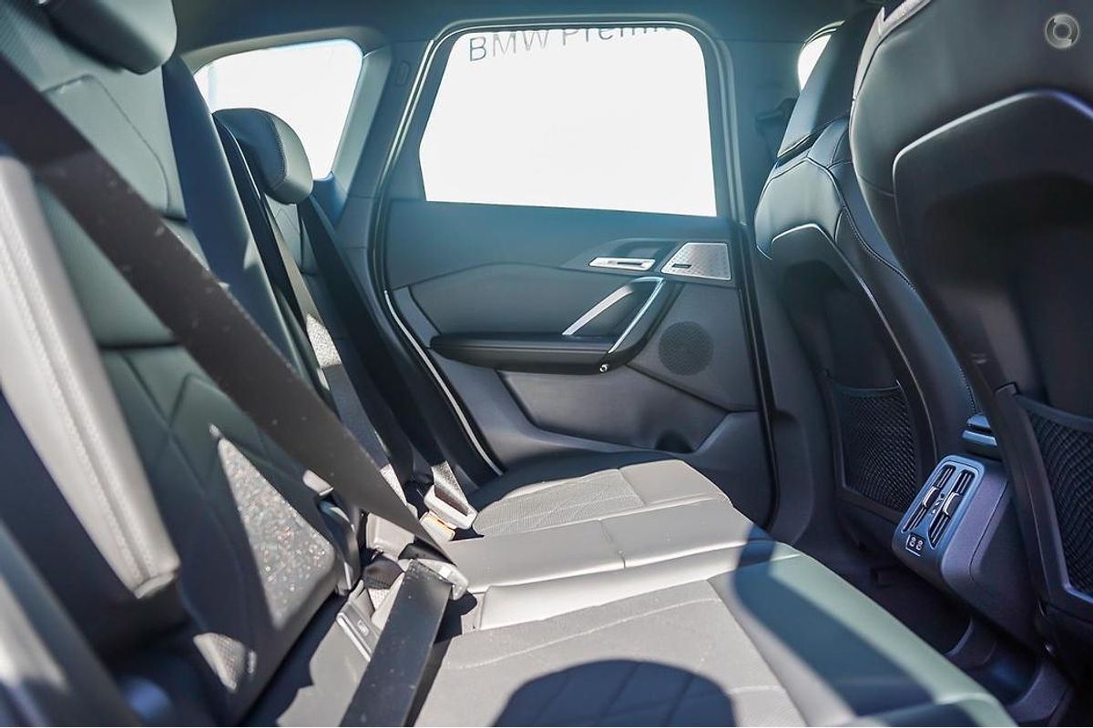 2024 BMW X1 xDrive20i U11