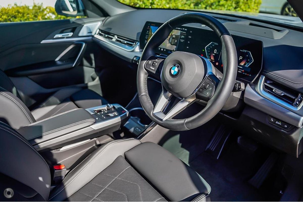 2024 BMW X1 xDrive20i U11