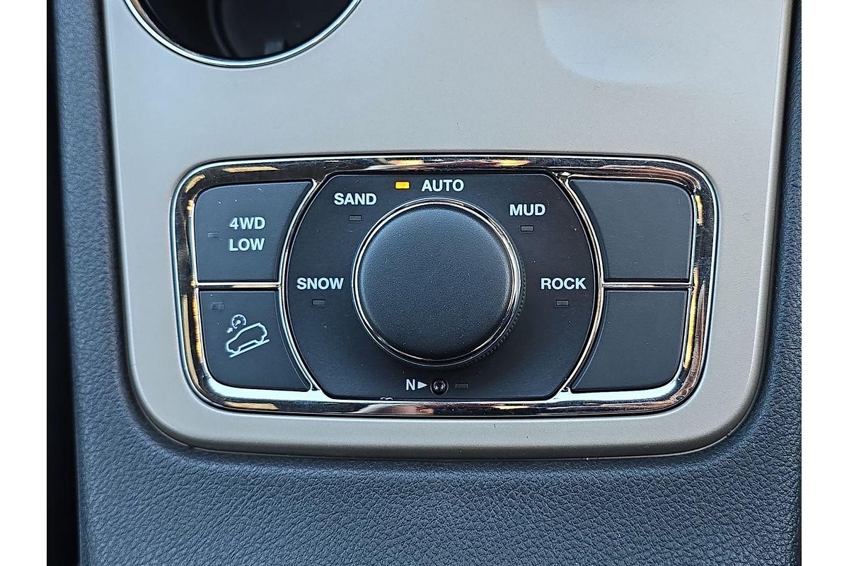 2015 Jeep Grand Cherokee Laredo WK