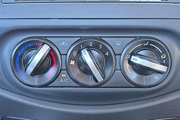 2019 Nissan Navara RX D23 Series 4 Rear Wheel Drive