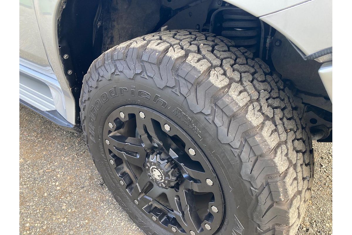 2017 Mitsubishi Pajero Sport GLS QE